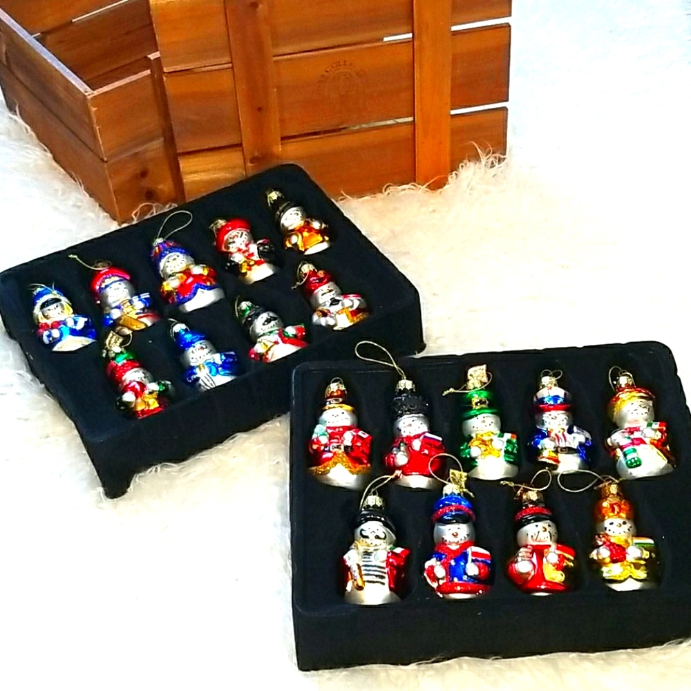 Thomas Pacconi Classics Retired Snowman Ornaments